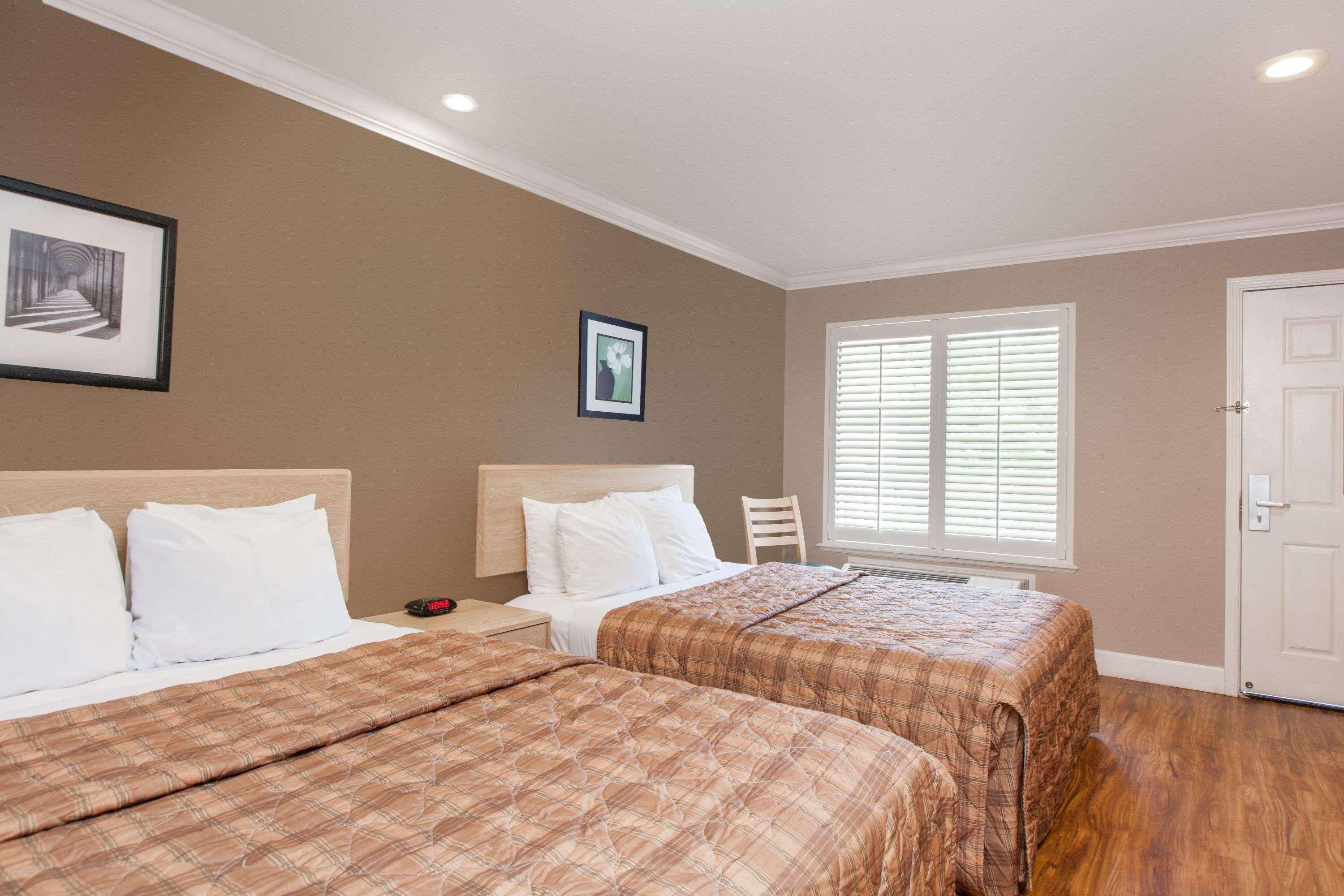 Days By Wyndham San Francisco S/oyster Point Airport 2* South San Francisco